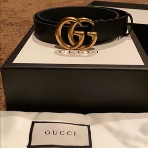 Gucci black belt, 80mm.